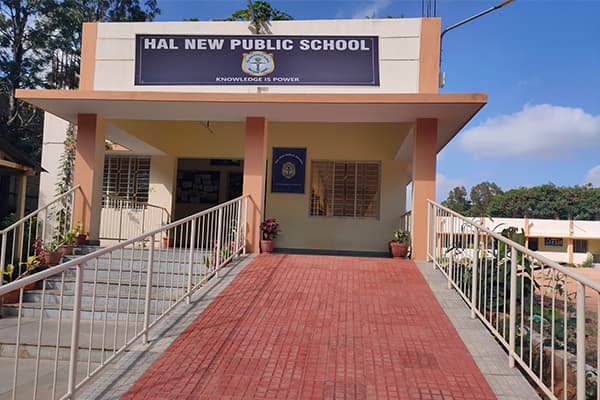 Hal Public School